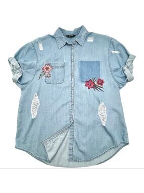 EXPRESS floral embroidered short sleeves frayed denim shirt size SMALL